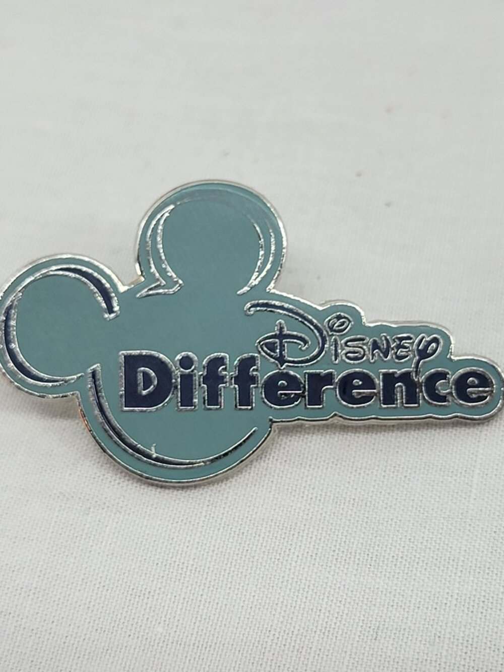 DISNEY Pin Trading ~ Created Specially for WDW Cast Members ~ Disney Difference